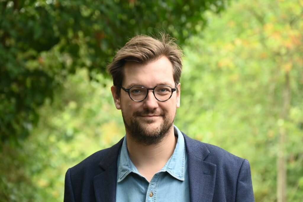 Instagram post from maxdelattre.auteur. This post is in position 17.